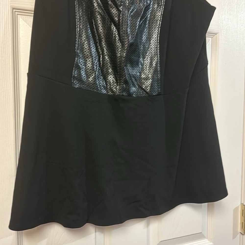 Torrid black sleeveless faux leather accent peplum top 3X 22/24 - Picture 4 of 8